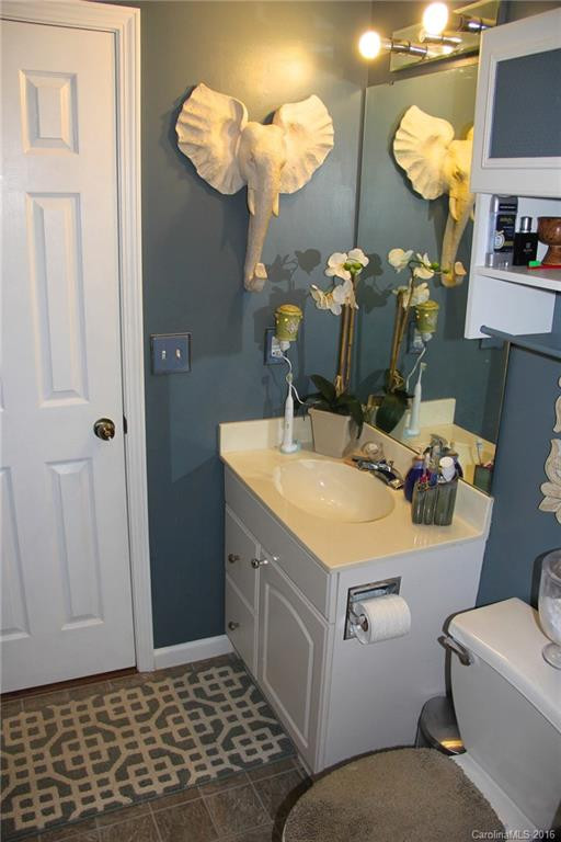 1911 Howard Gap Road - Photo 21
