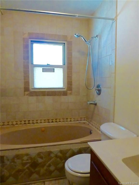103 Carolina Avenue - Photo 6