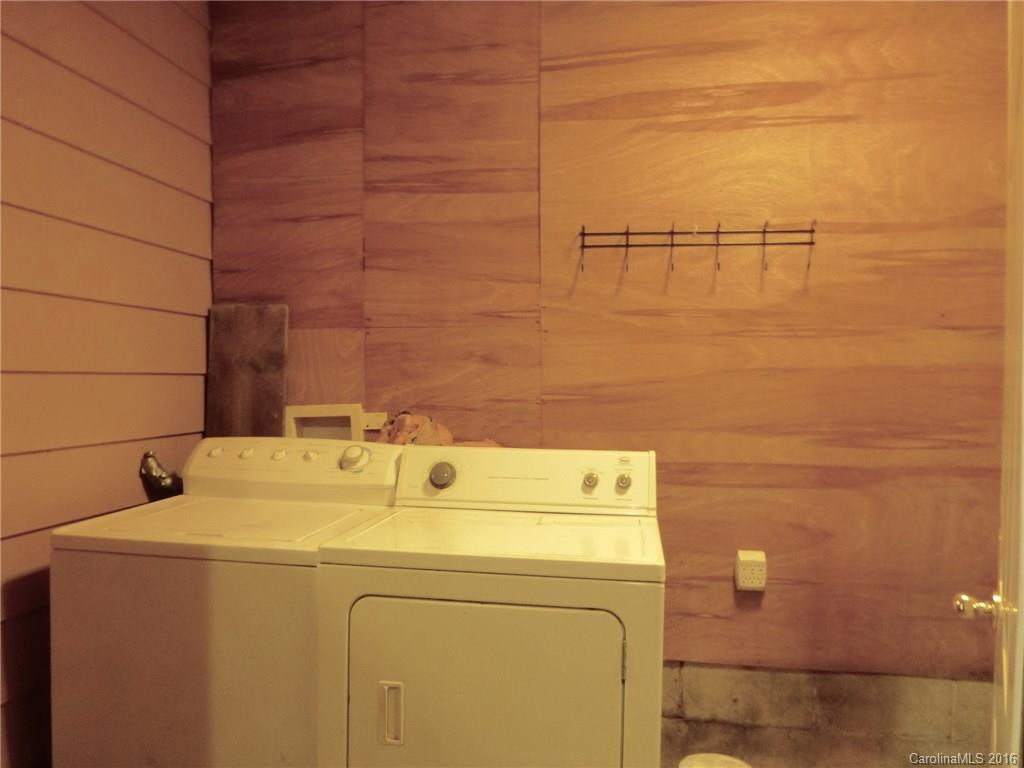 103 Carolina Avenue - Photo 9