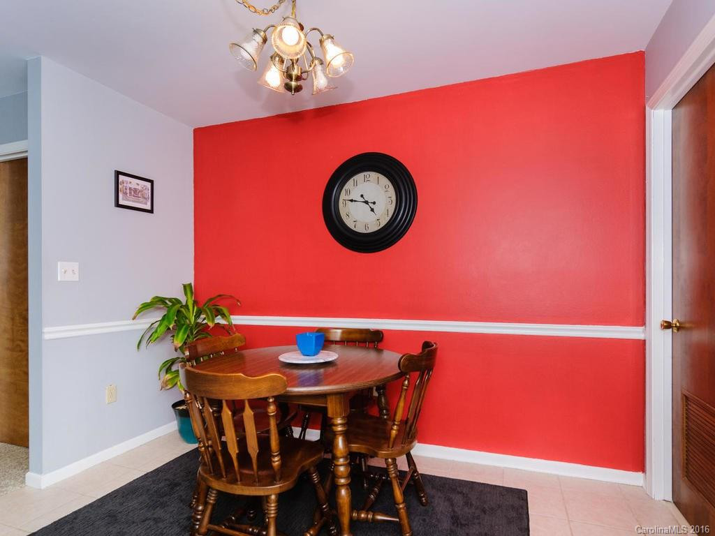 1695 Bruce Road - Photo 11