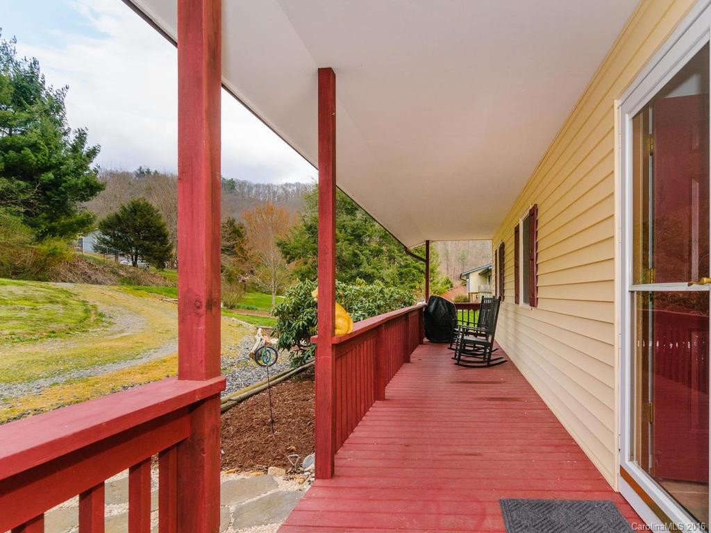 1695 Bruce Road - Photo 4