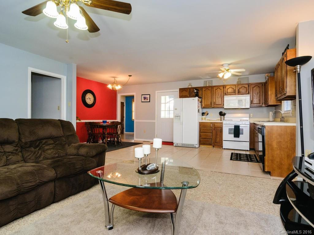 1695 Bruce Road - Photo 6