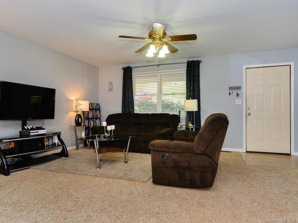 1695 Bruce Road - Photo 7