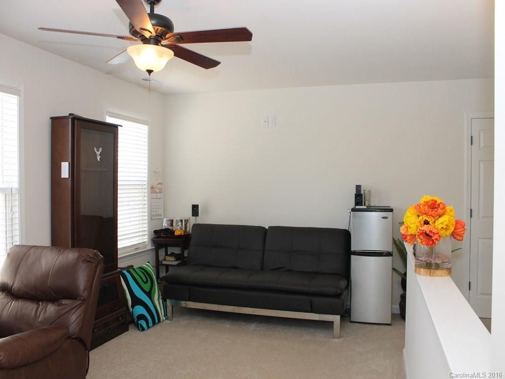 101 Foxtail Court #9 - Photo 16