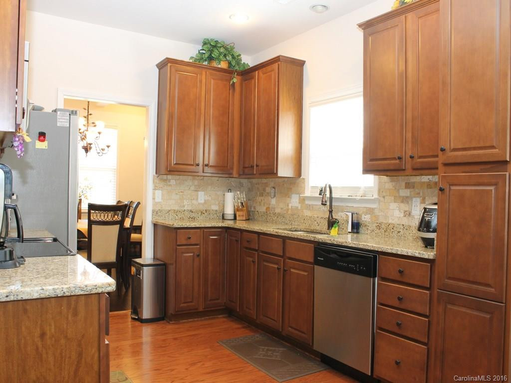 101 Foxtail Court #9 - Photo 5