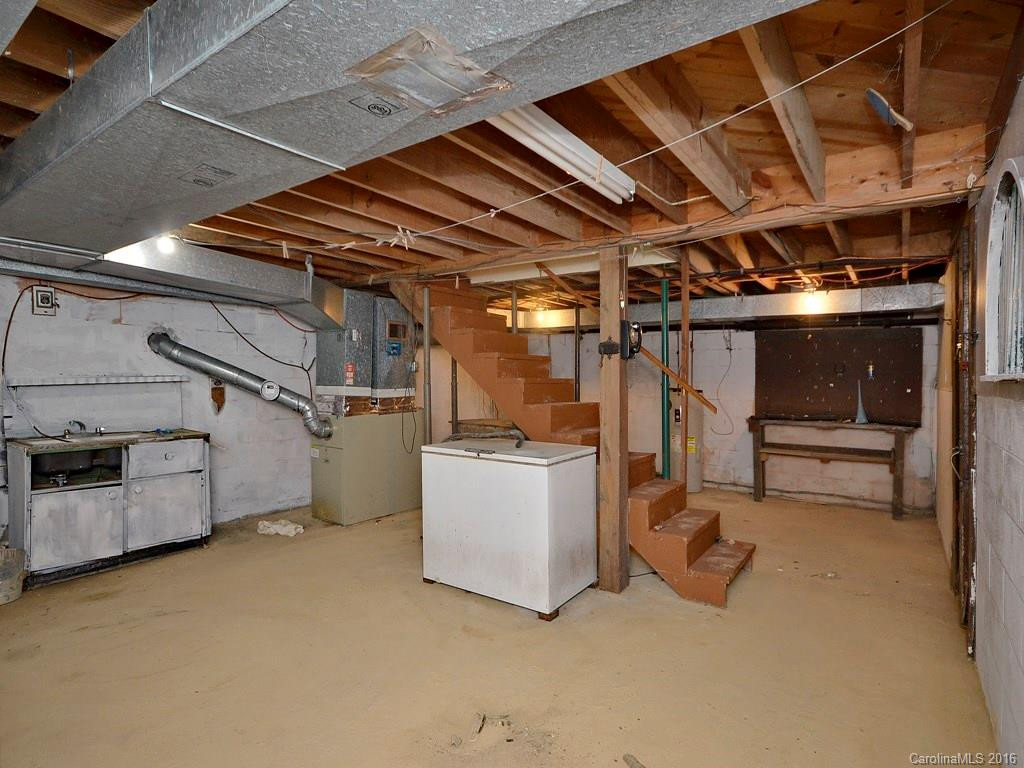 1153 Airport Road - Photo 15