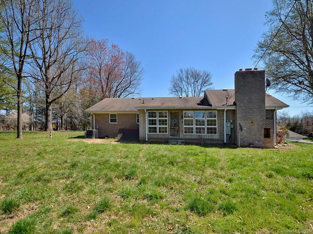 1153 Airport Road - Photo 17