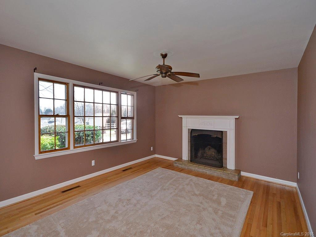 1153 Airport Road - Photo 4