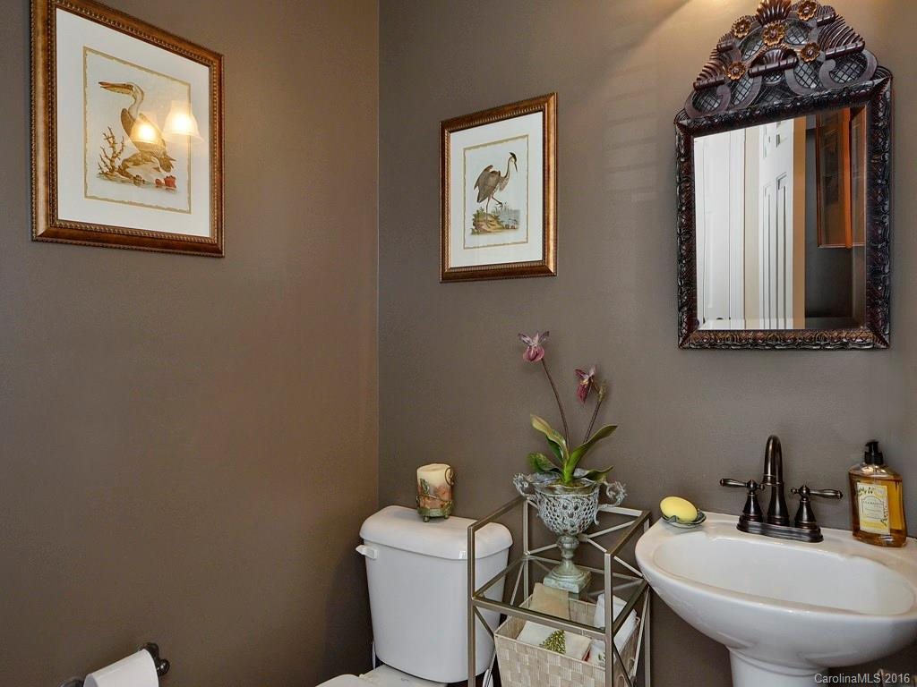 11 Dansford Lane - Photo 11