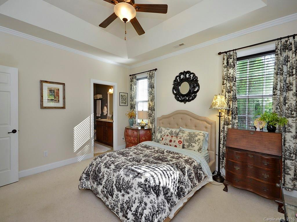 11 Dansford Lane - Photo 13