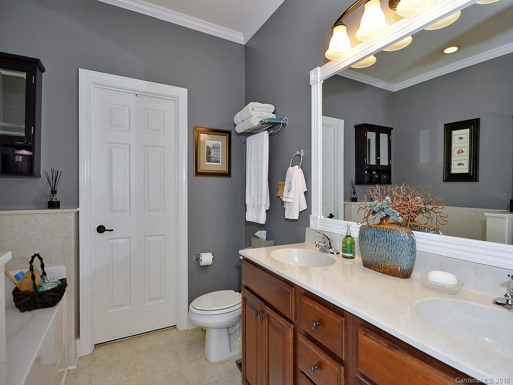 11 Dansford Lane - Photo 15