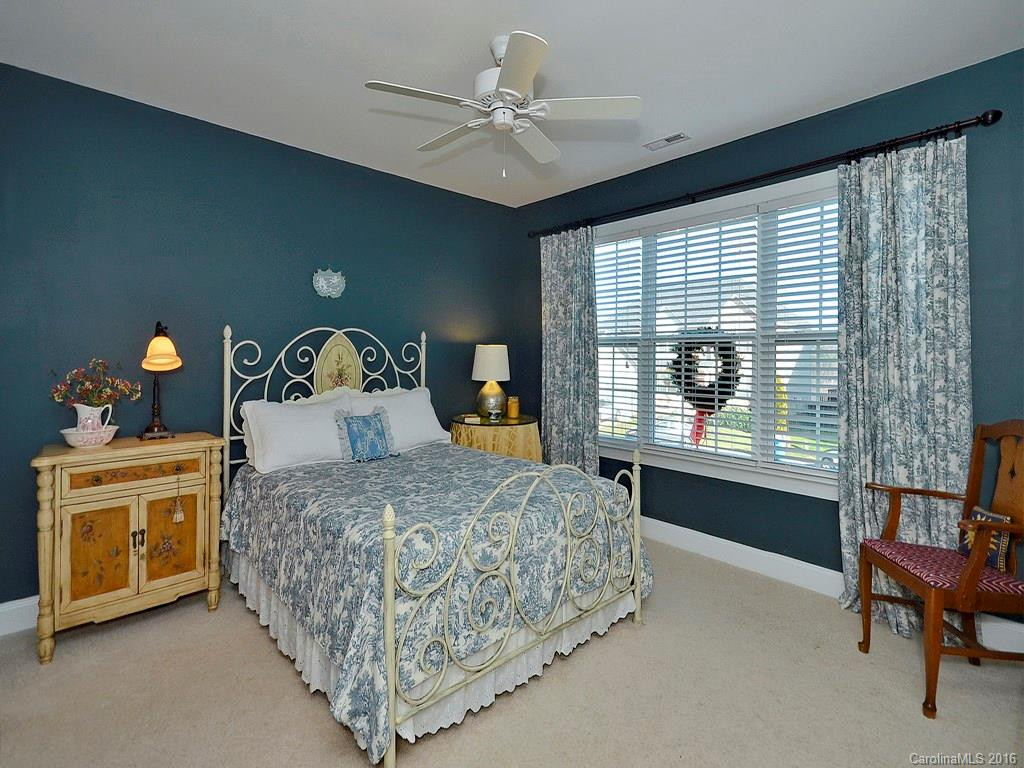 11 Dansford Lane - Photo 19