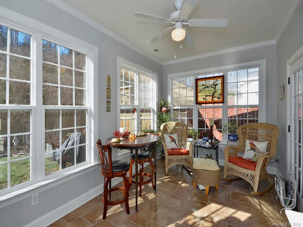 11 Dansford Lane - Photo 5
