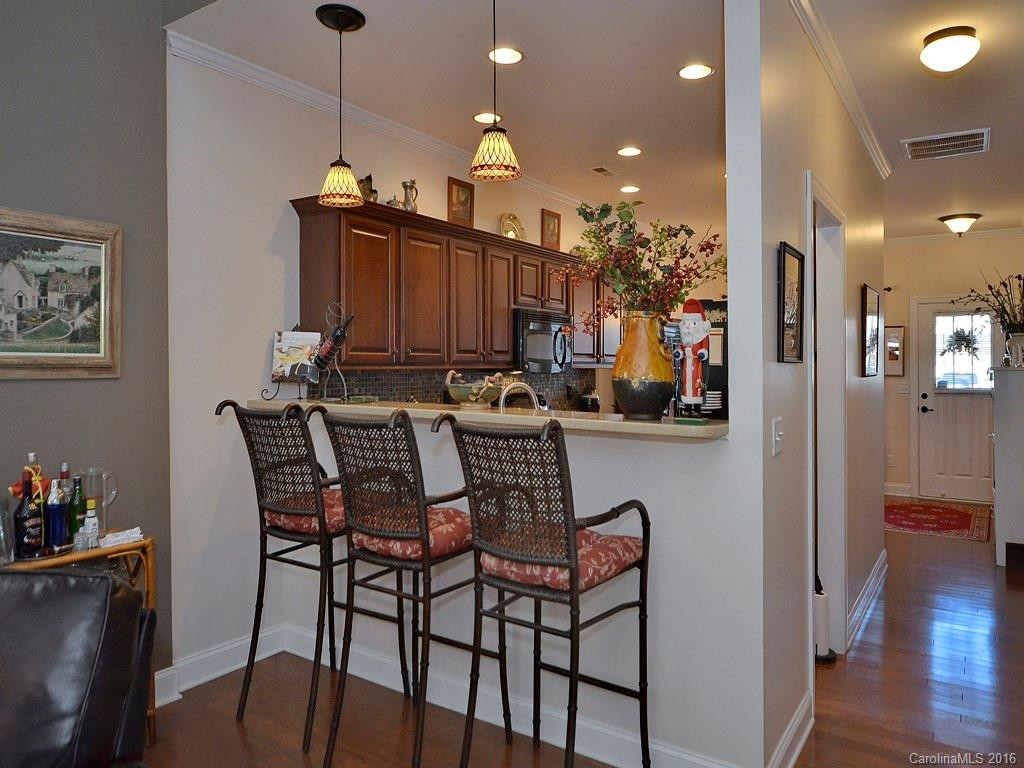11 Dansford Lane - Photo 7