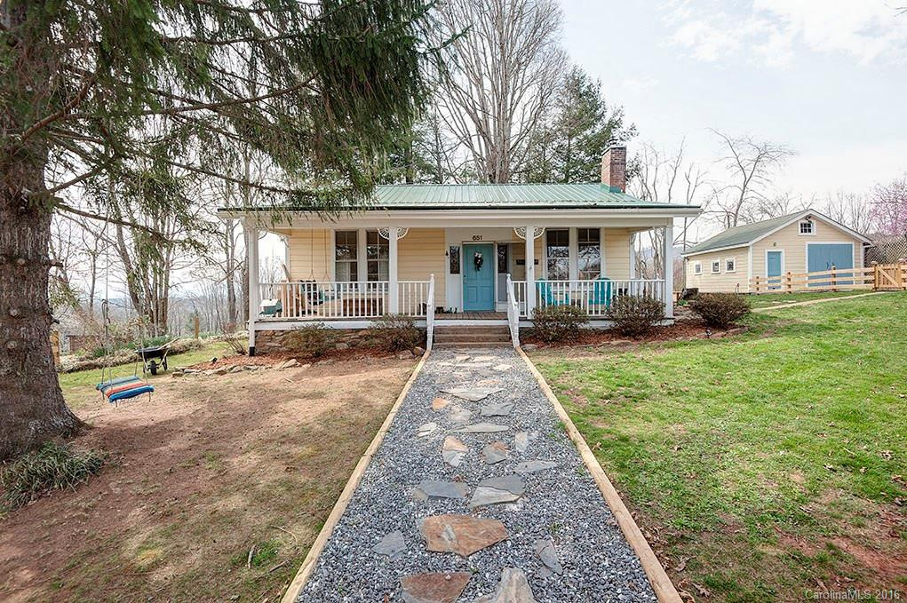 651 Main Street - Photo 2