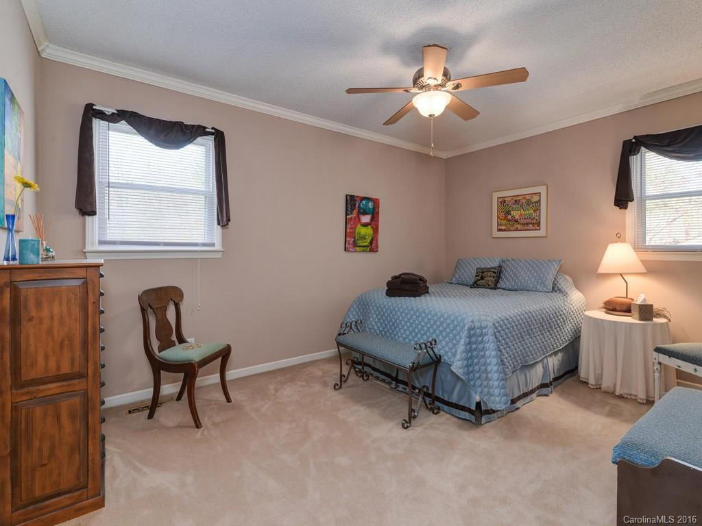 20 Fox Hollow Court - Photo 13