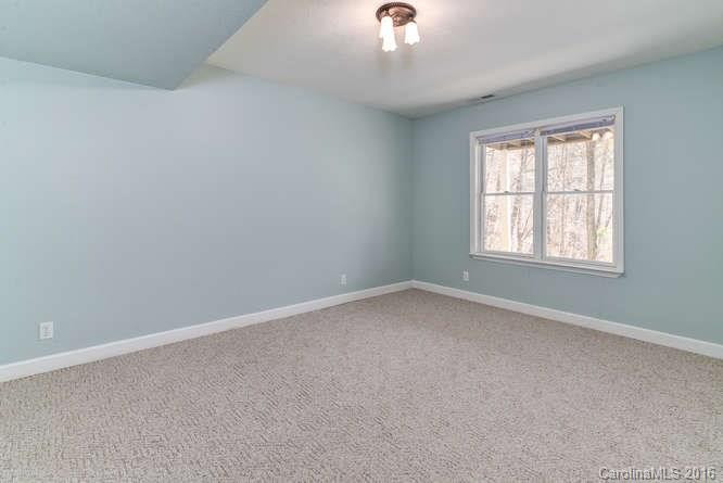 27 Hawk View Drive - Photo 16