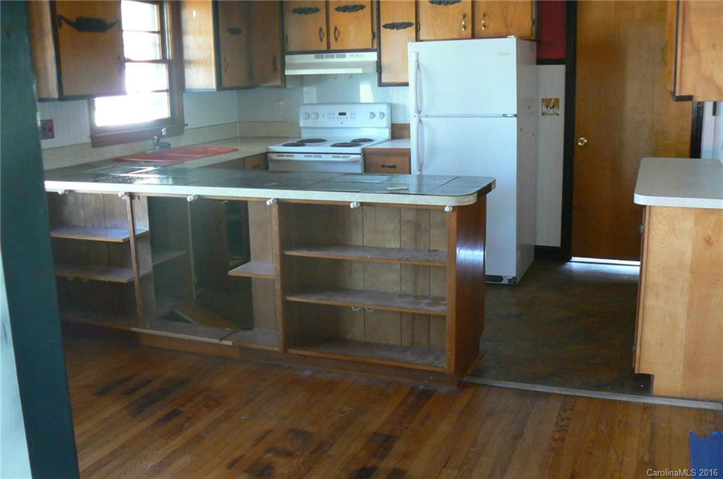 222 Dana Road - Photo 5