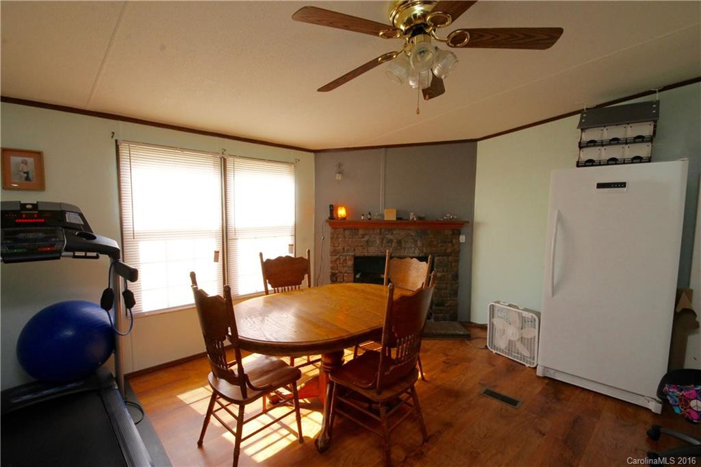 552 Azalea Circle - Photo 11