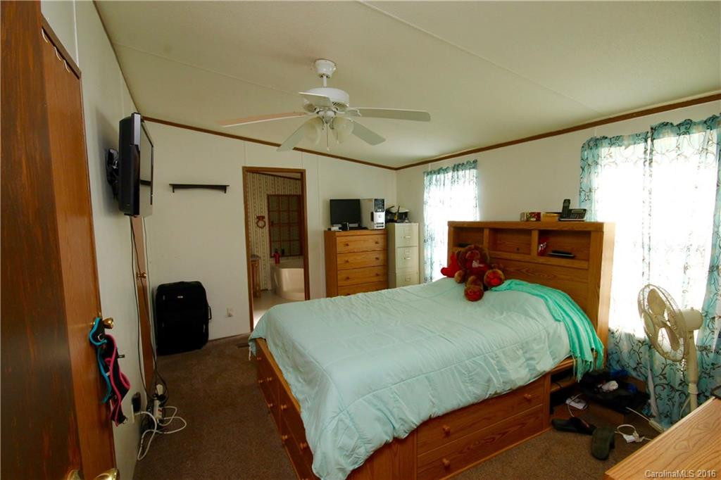 552 Azalea Circle - Photo 16