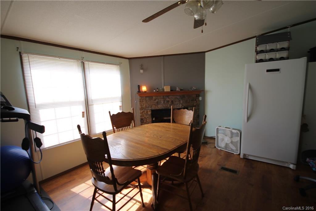 552 Azalea Circle - Photo 7