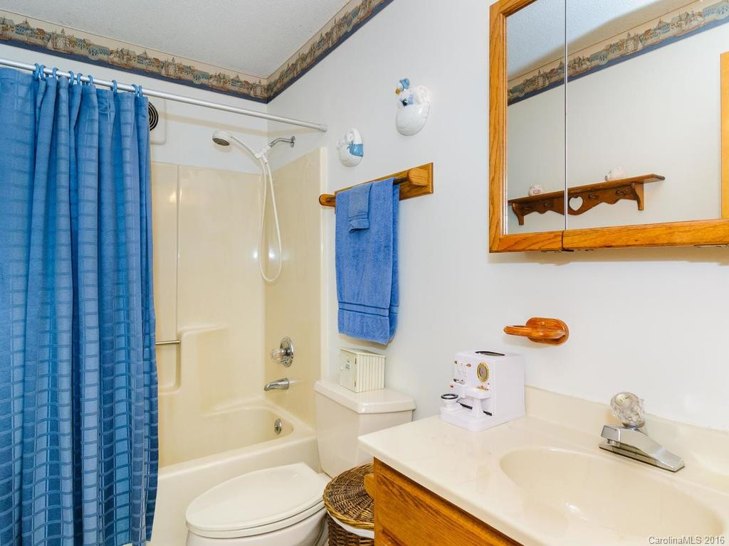 14 Oakwood Road - Photo 11