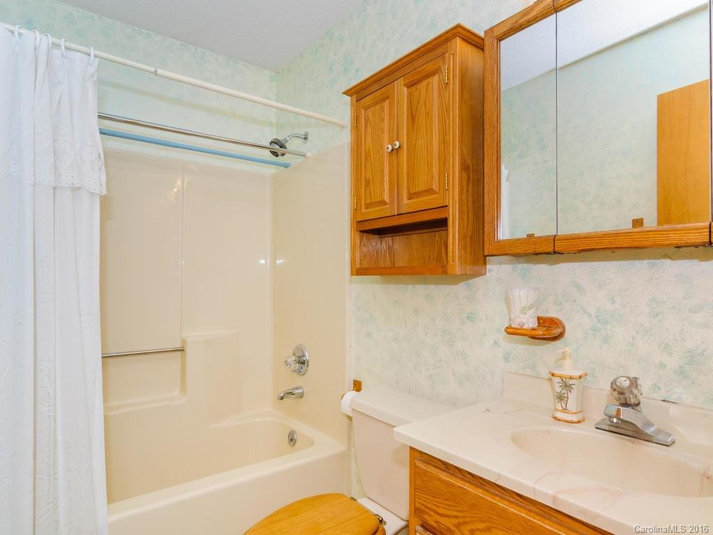 14 Oakwood Road - Photo 18