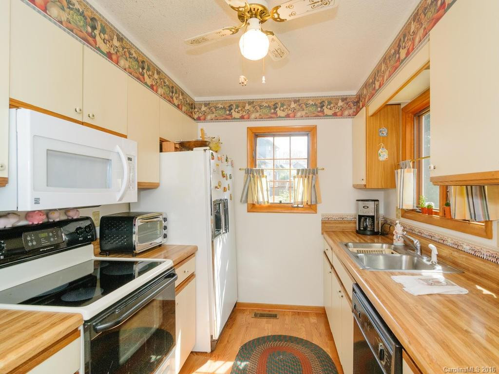 14 Oakwood Road - Photo 8