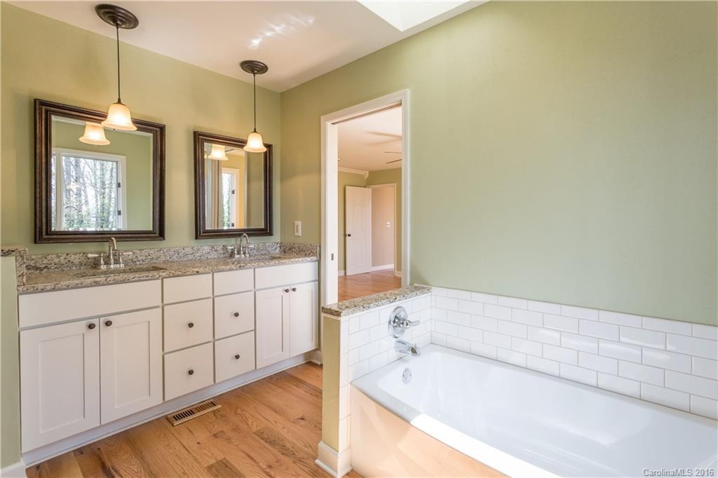 168 Echo Lane - Photo 15