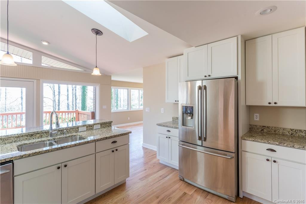 168 Echo Lane - Photo 8