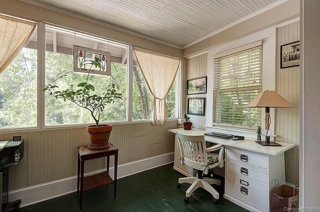 132 Forest Hill Drive - Photo 17