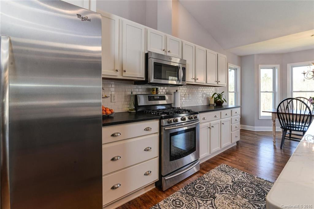 339 Scarlet Tanager Court - Photo 9