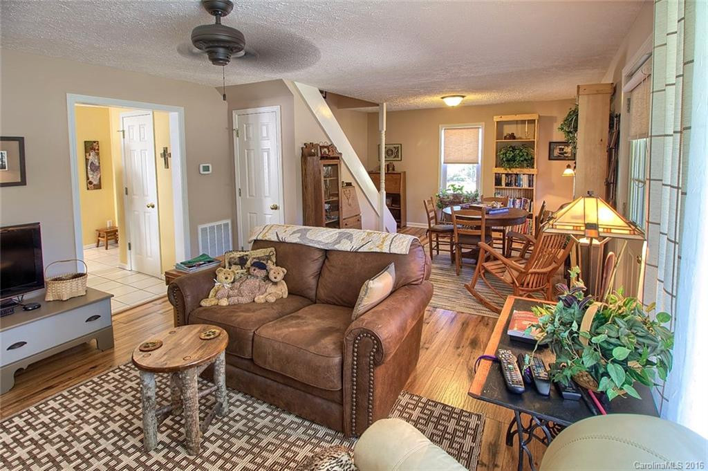 32 Lamb Mountain Road - Photo 5