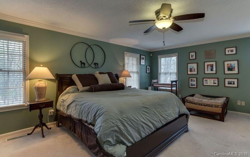 110 Holly Ridge Lane - Photo 11