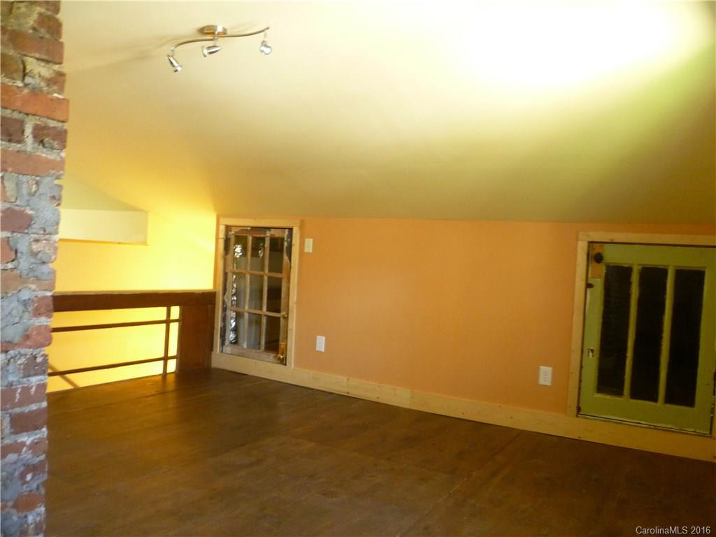 14 Wood Avenue - Photo 16