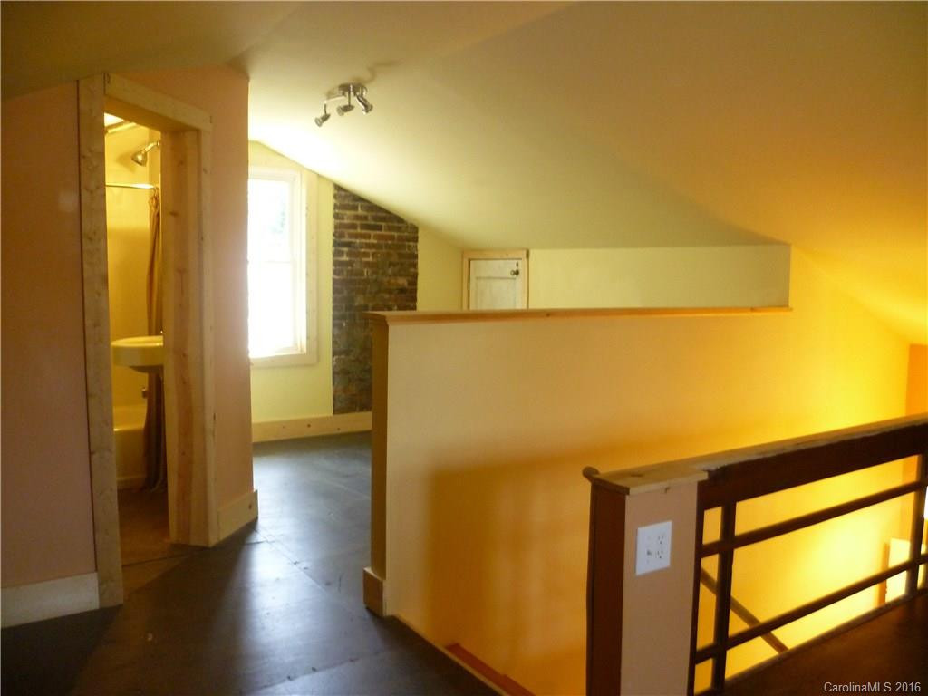 14 Wood Avenue - Photo 7