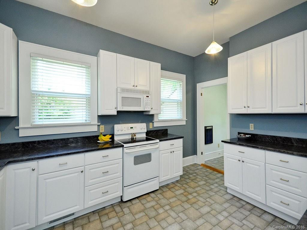 729 5th Avenue - Photo 2