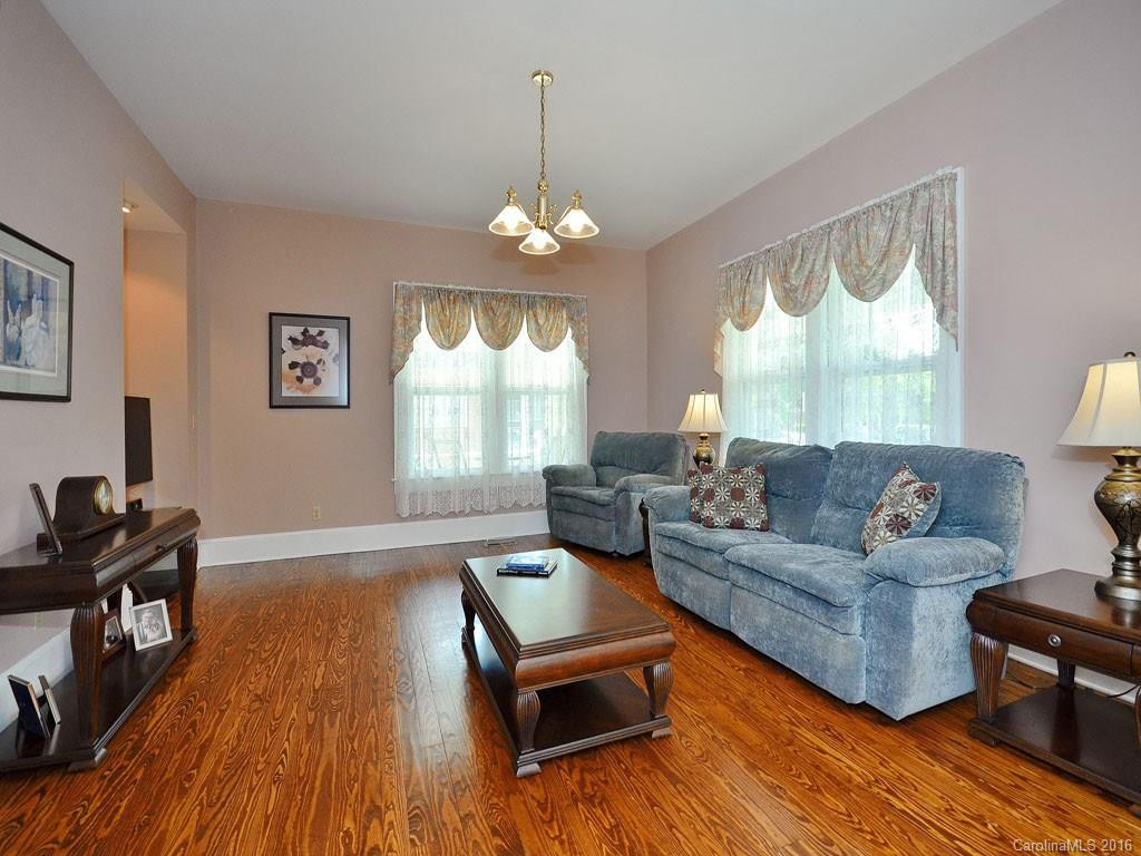 729 5th Avenue - Photo 18