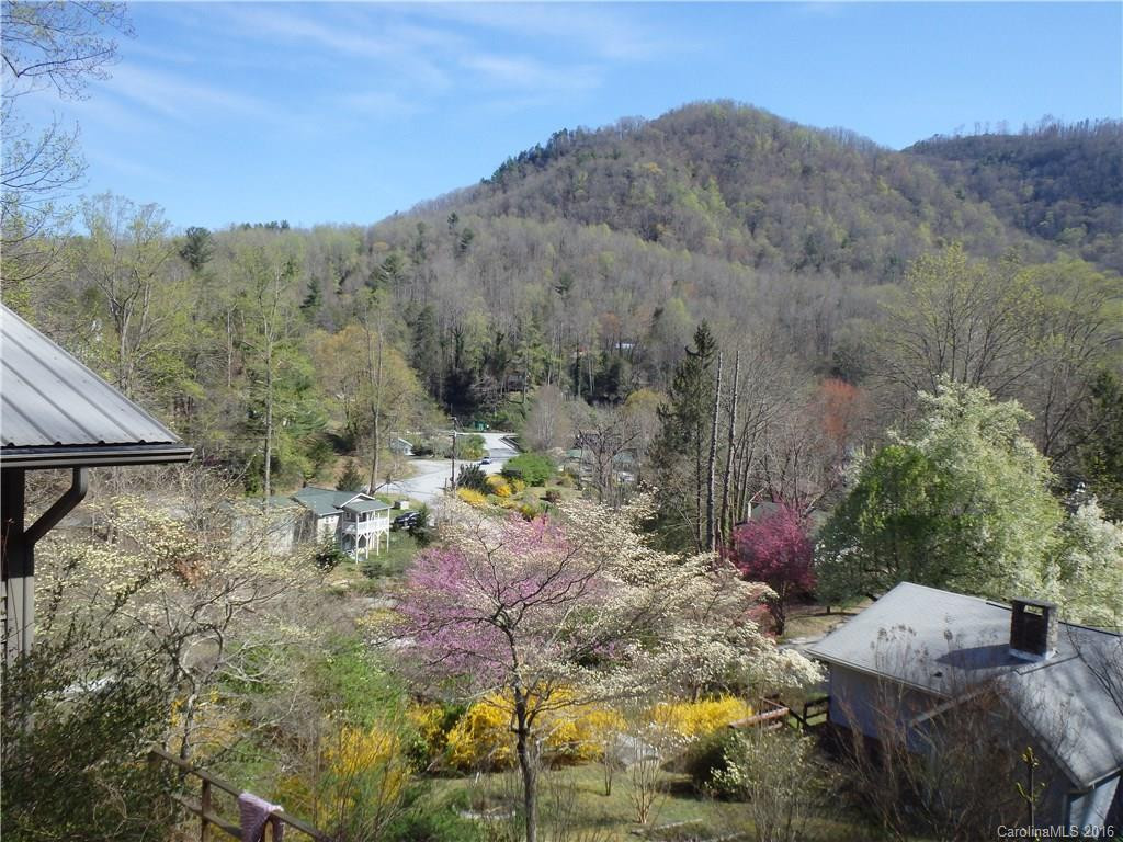 136 River Rock Road