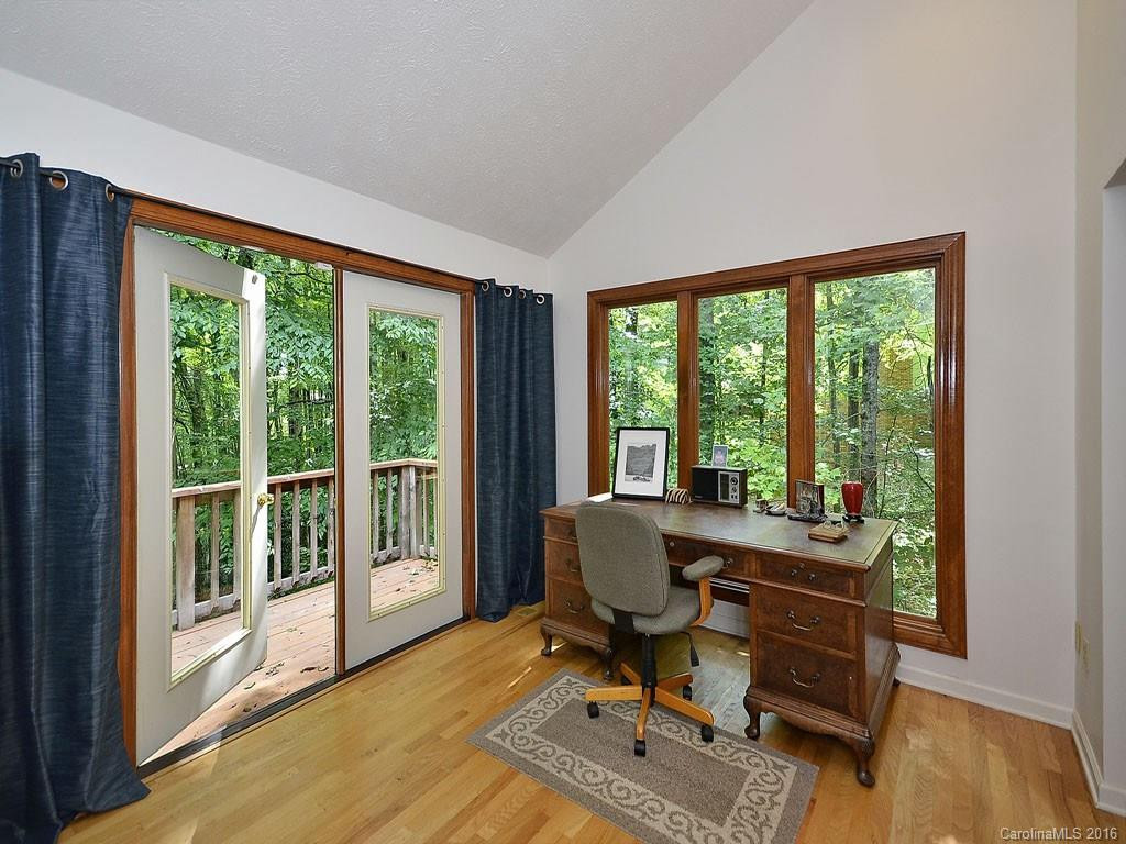 11 Ravenwood Lane #9 - Photo 17