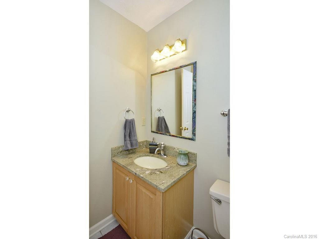 11 Ravenwood Lane #9 - Photo 3