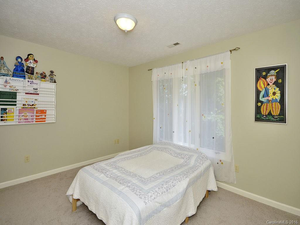 11 Ravenwood Lane #9 - Photo 9