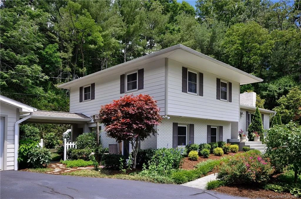24 Graystone Road