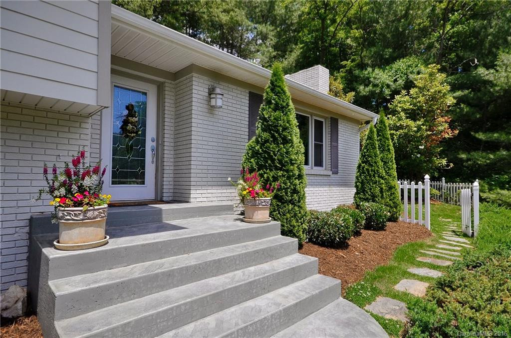 24 Graystone Road - Photo 3
