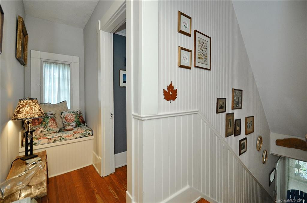 1 Hillside Walk - Photo 14