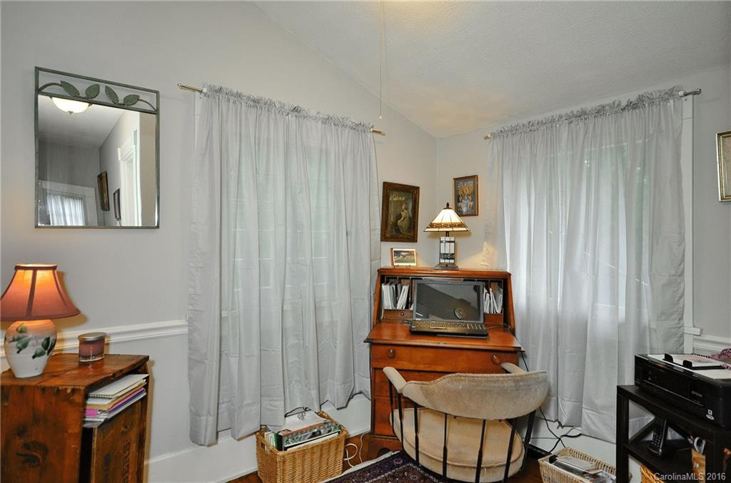 1 Hillside Walk - Photo 18