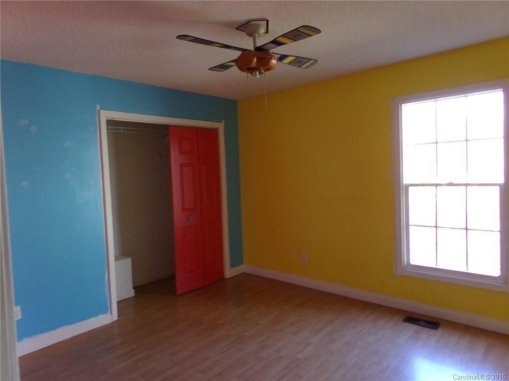 12 Spring Meadows Road - Photo 5