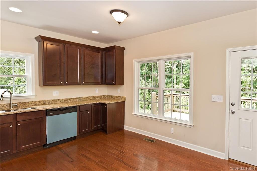 259 Brooklyn Road - Photo 9