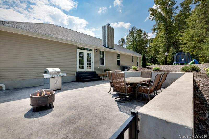 108 Shannon Lane - Photo 2