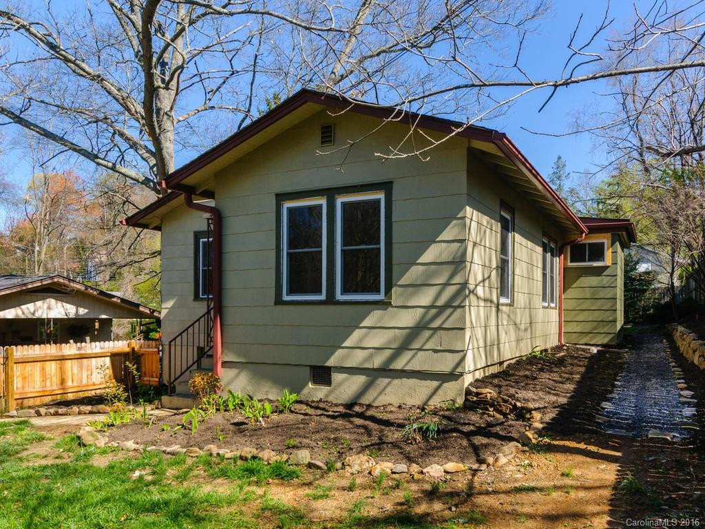 57 Russell Street - Photo 2